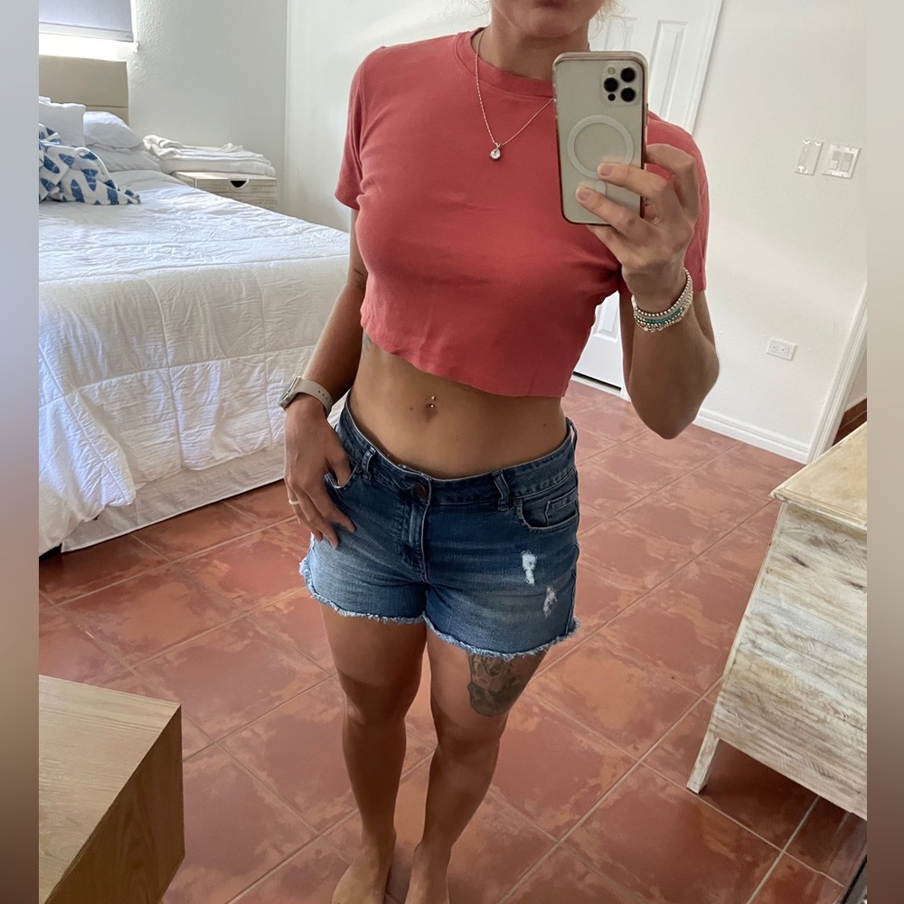 Dusty Coral cropped 100% supima cotton tee